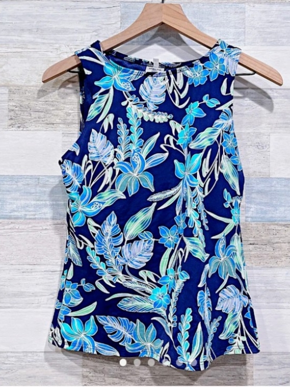 Lands' End Blue Floral Scoop Neck Tank